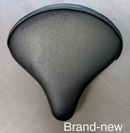 Photo New Murray Brand Bicycle Seat For Cruiser  Exercise Bike  Scooter $10