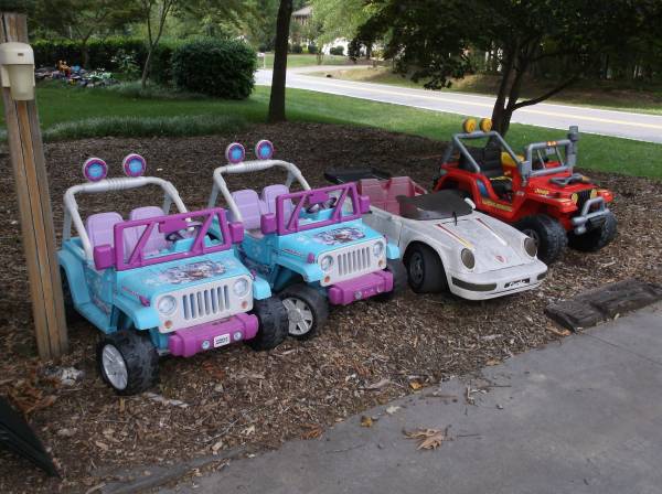 Photo Power Wheels - Jeeps  more