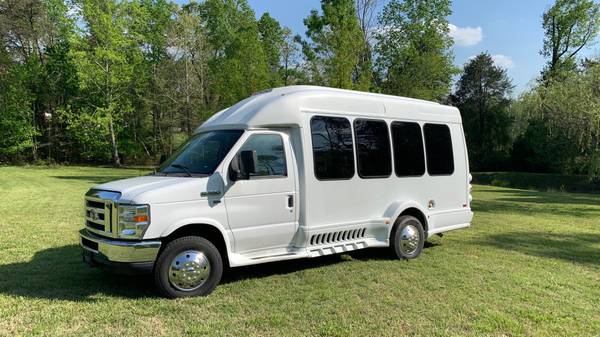 Photo Van Terra, Ford E-350 Shuttle Bus, Low Mileage, Great Condition - $28,000 (Stokesdale)