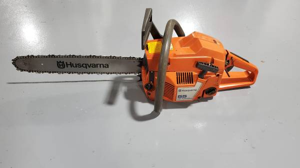 Photo 18 Chainsaw - Husqvarna 55 (Professional) $250