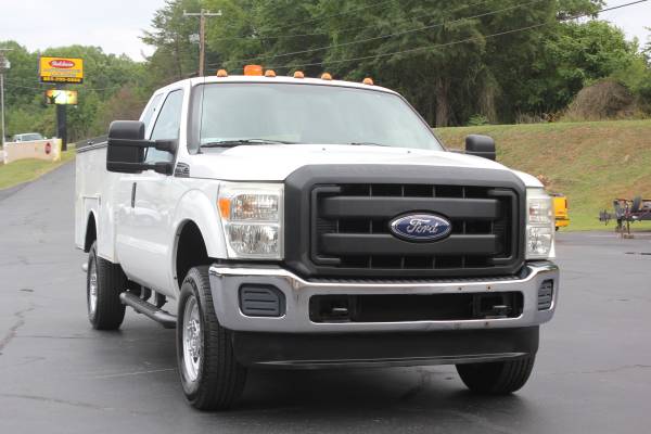 Photo 2011 Ford F-250 Extended cab 4x4 Utility Service body - $34,995 (Baldwin Automotive)