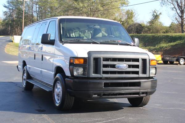 Photo 2014 Ford E-350 15 Passenger Van - $26,995 (Baldwin Automotive)