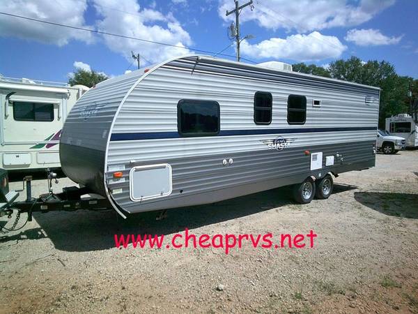 Photo 2019 Forest River shasta 26ft double bunk bed no slide cheap trailer $12,999