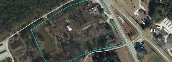 Photo 6.5 acres with buildings 3 miles from Lake Keowee boat r $650,000