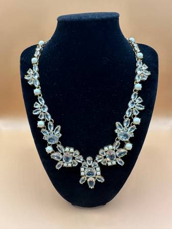 Kate Spade New York Chantilly Gems Fashion Collar Necklace $200