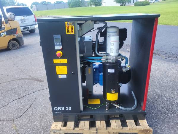 Used 15 HP CP QRS-15 $5,900
