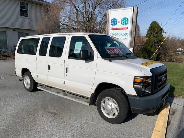 2009 ford e150 passenger van