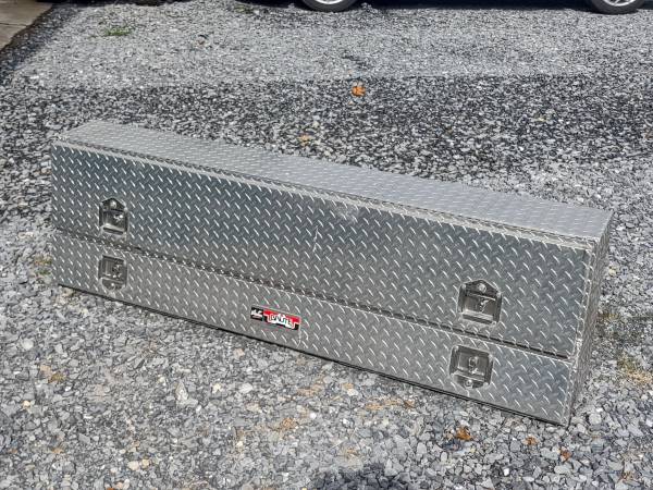 Photo 6 aluminum side mount tool box $350
