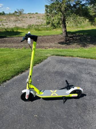 Photo Brand New Hover Electric Scooter $375