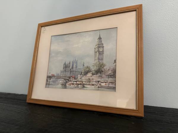 Photo Framed pic of big Ben and London matted. $10