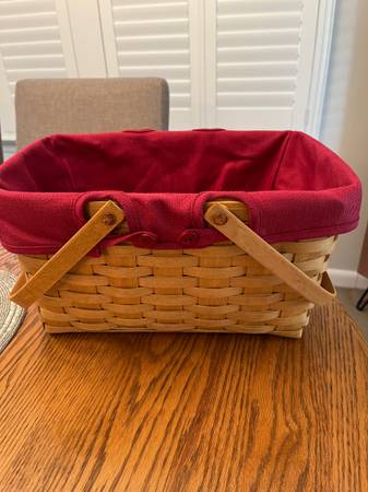 Photo Longaberger Basket with Double Handles $40