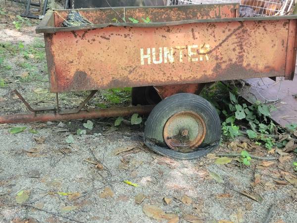 Photo Vintage Metal HUNTER Garden Cart Trailer $25