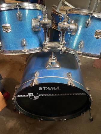 Photo Yamaha Gigmaker - Blue Sparkle - Drumsetkit $450