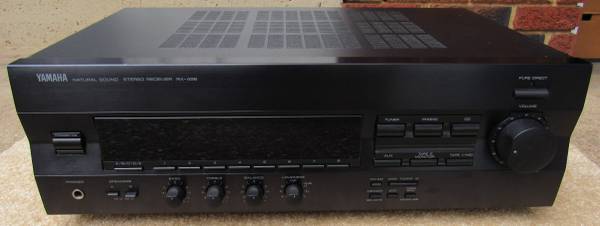Photo Yamaha RX-496 Stereo Receiver 75 Watts NICE Phono Input $70