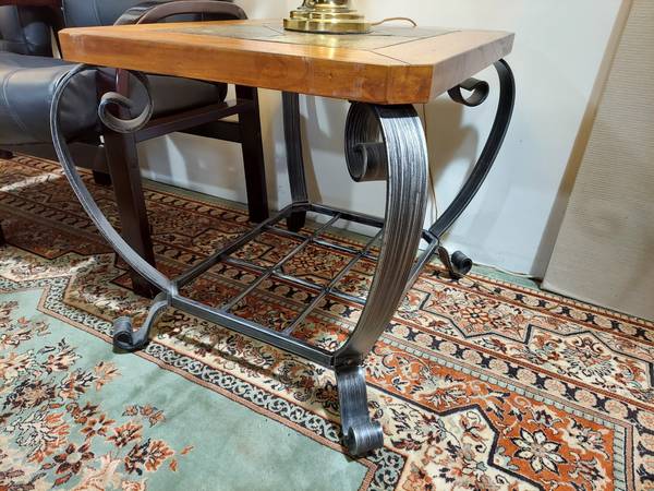Photo EXCLUSIVE CUSTOM-BUILT END TABLE WITH STONE INLAY AND WROUGHT IRON LEG - $195 (NEW MARKET VA)