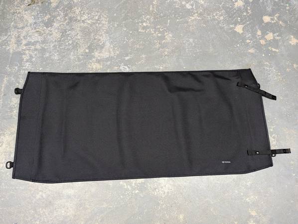 Photo 07-14 Toyota FJ Cruiser Cargo Cover PT24835060 $65
