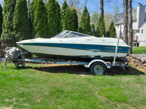 Photo 2000 Wellcraft 186SS Bowrider Boat $11,500