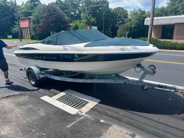 2002 Maxum 1800 SR MerCruiser 3.0 trailer $6,000 | Boats For Sale ...