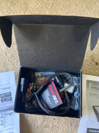 Photo 2014-16 FLHX Street Glide new in the box parts $500
