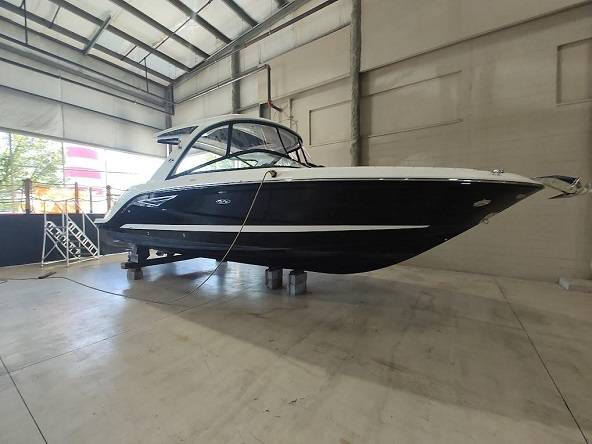 Photo 31 foot Sea ray twin inboard $135,000