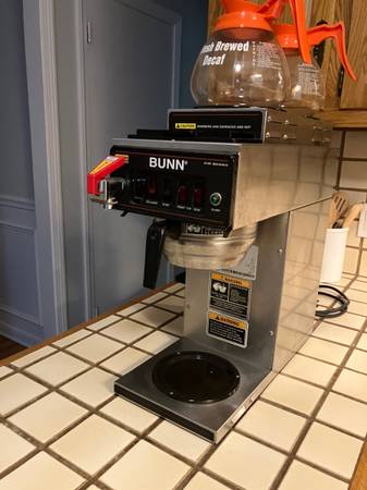 Photo BUNN commercial coffee maker $200