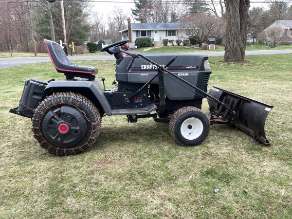 Photo Craftsman GT6000 Garden Tractor snow machine $1,350