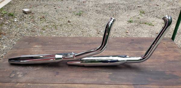 Photo Harley Davidson Stock Exhaust Pipes $75