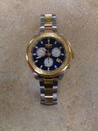 Photo Invicta 31838 Two Tone Stainless Steel Watch $195