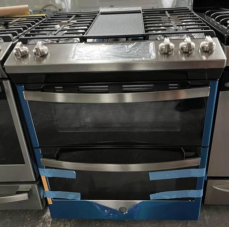 Photo NEW GE DOUBLE-OVEN SLIDE-IN GAS Range wAIR-FRY, CONVECTIONSELF-CLEAN $1,850