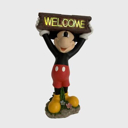 Photo NEW . Solar WELCOME Mickey  NEW $40