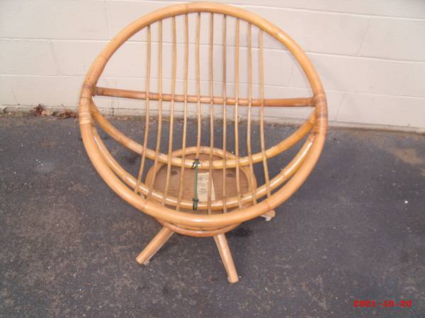 Photo Papasan Chair Frame $50