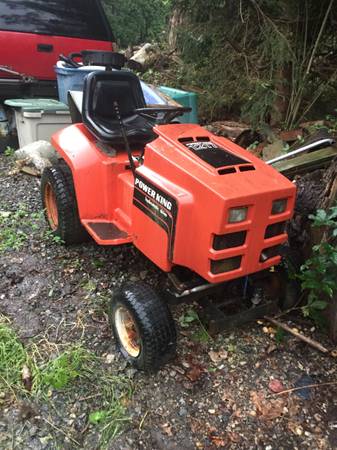 Photo Power King tractor $400