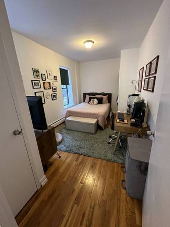 Photo Rent for an Elegant 1-BR Residence with Luxury Amenities $499
