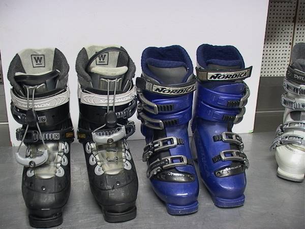 Ski Boots-adult and youth sizes excellent, Clean $40