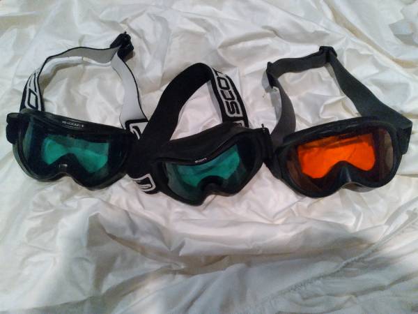 Photo Ski goggles, snowboard googles, small $3