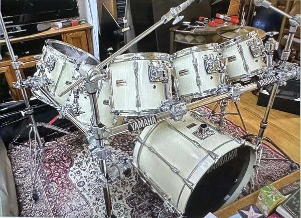 Photo TIME CAPSULE DRUM SET Yamaha Mid-Nineties Recording Custom Drums $5,500