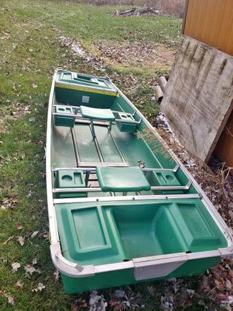 Coleman Crawdad Boat $750 | Boats For Sale | Hartford, CT | Shoppok