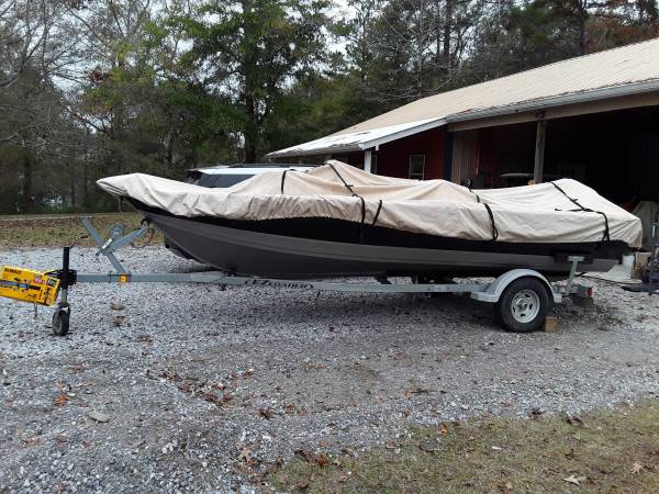 Photo 18 ft Aluminum Crestliner Deep V boat and EZ -off trailer $9,999