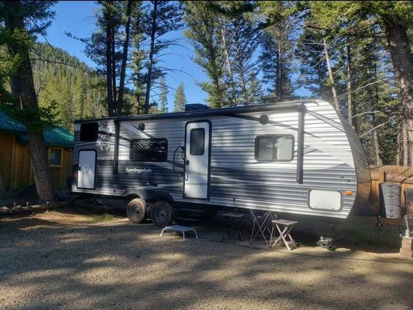 Photo 2017 26 Springdale RV (bunks) $19,000