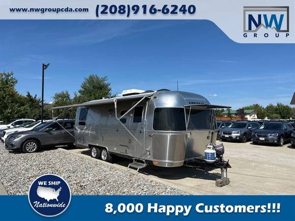 Photo 2017 Airstream 25 Flying Cloud Twin Bed Rear. Pickup Truck $68,250