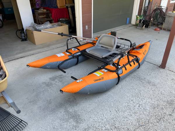 Colorado XT Pontoon Boat $500