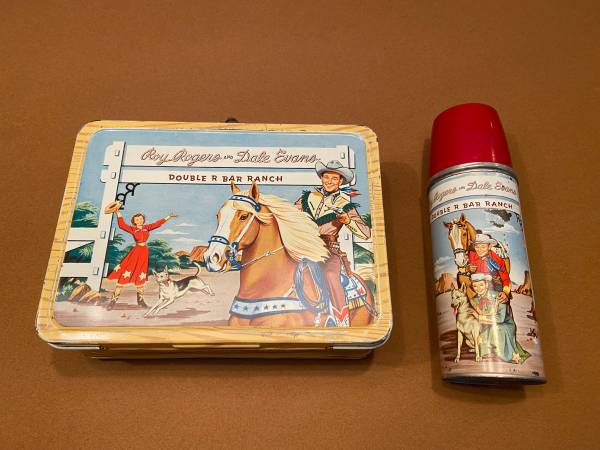 Photo Roy Rogers and Dale Evans Vintage Lunch Box $250
