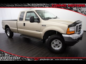 Photo Used 2001 Ford F250 Lariat for sale