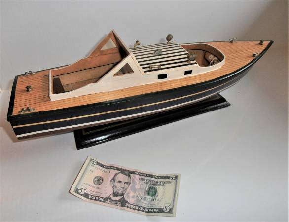 Photo Vtg wood boat model runabout $75