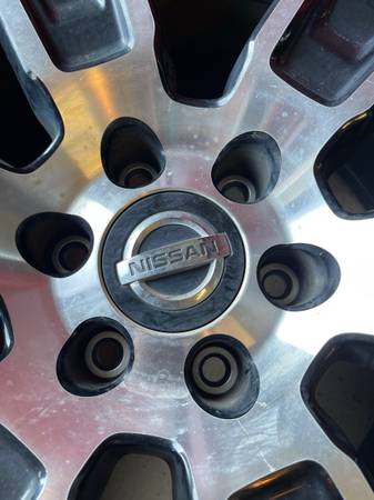 Photo 2021 Nissan Titan Wheels $300