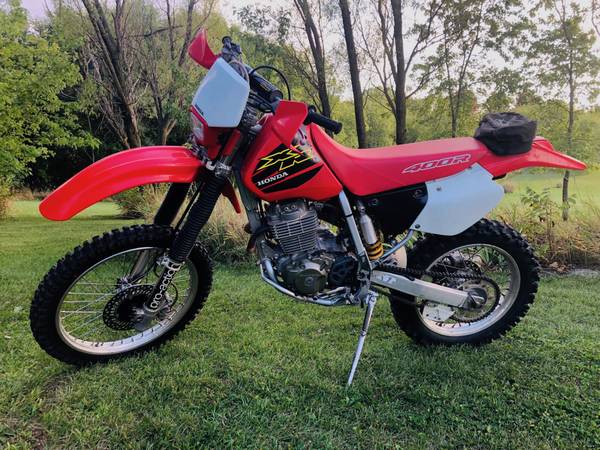 Photo 2000 Honda XR400 dirt bike - excellent condition $3,500