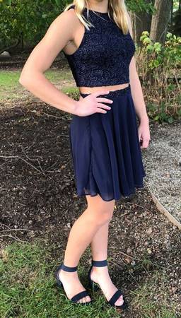 Photo Classic two-piece Homecoming dress size 7 $25