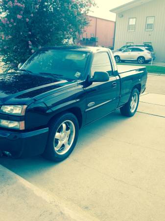 2004 Chevy Silverado Joe Gibbs Supercharged Truck - $14500 (Houma