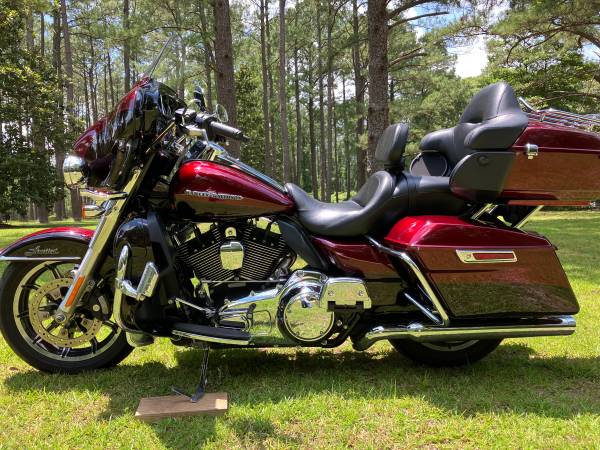 Photo 2014 Harley Ultra Limited $14,500