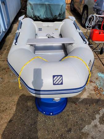 2016 West Marine inflatable with 6hp Yamaha 4 stroke. $1,800